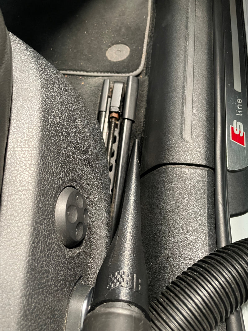 Load image into Gallery viewer, Extra-long crevice tool reaching down the gap between the car seat and door sill to the seat rail
