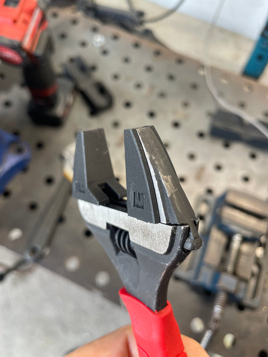 Magnetic AN Shifter Jaw Covers – Protective Covers for AN Hose Fittings