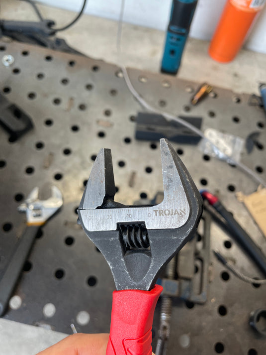 Magnetic AN Shifter Jaw Covers – Protective Covers for AN Hose Fittings
