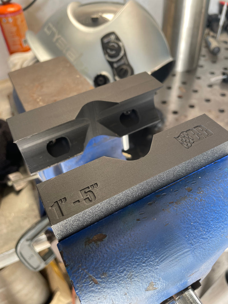 Load image into Gallery viewer, Tube Soft Jaws - 1"-5" Fits 5" Vice
