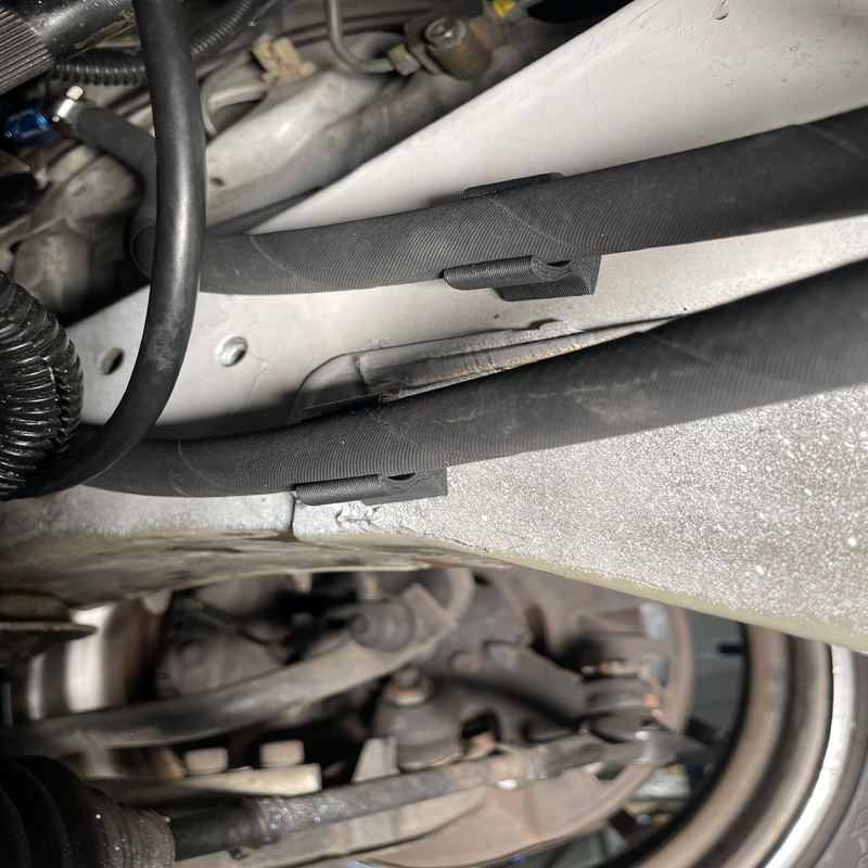 Load image into Gallery viewer, Universal Push Lock Fuel Hose Clip – Secure Chassis Mount for Automotive Fuel Lines
